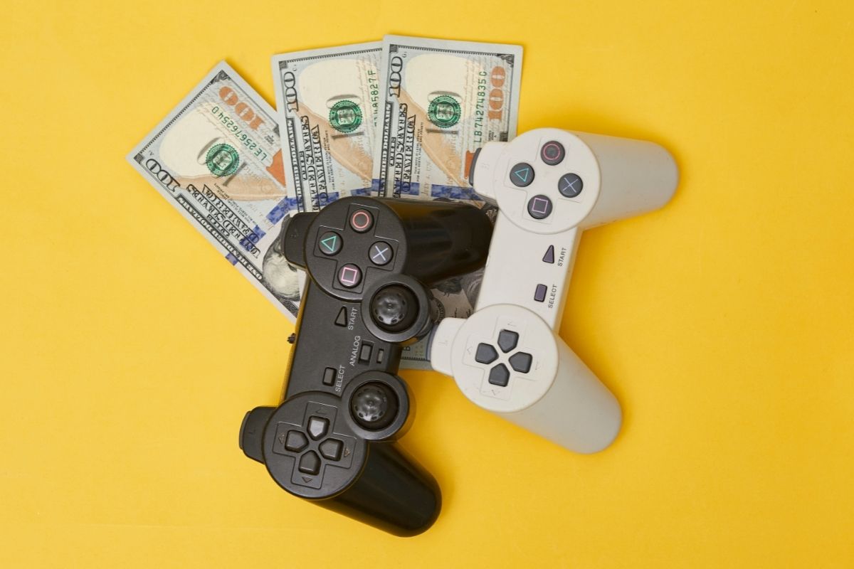 How to make money from games?