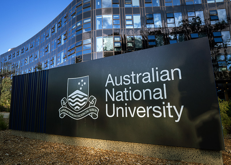 Collaborative research programs offered by Australian universities