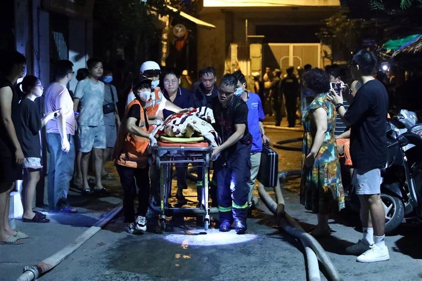 VietNam – Mini-apartment fire: More than 30 fatalities