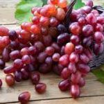 Nutrients found in grapes