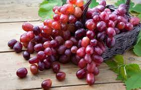 Nutrients found in grapes