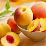 Nutrients found in peaches