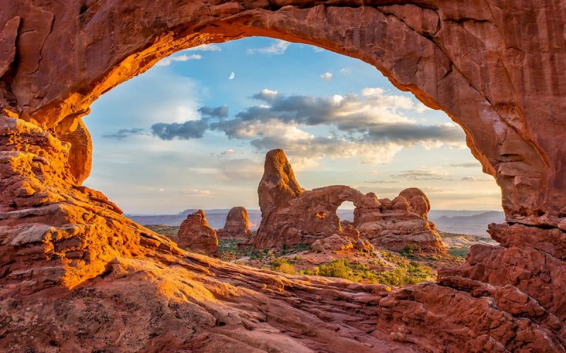 Some famous national parks in Utah