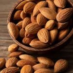 Nutrients found in almonds