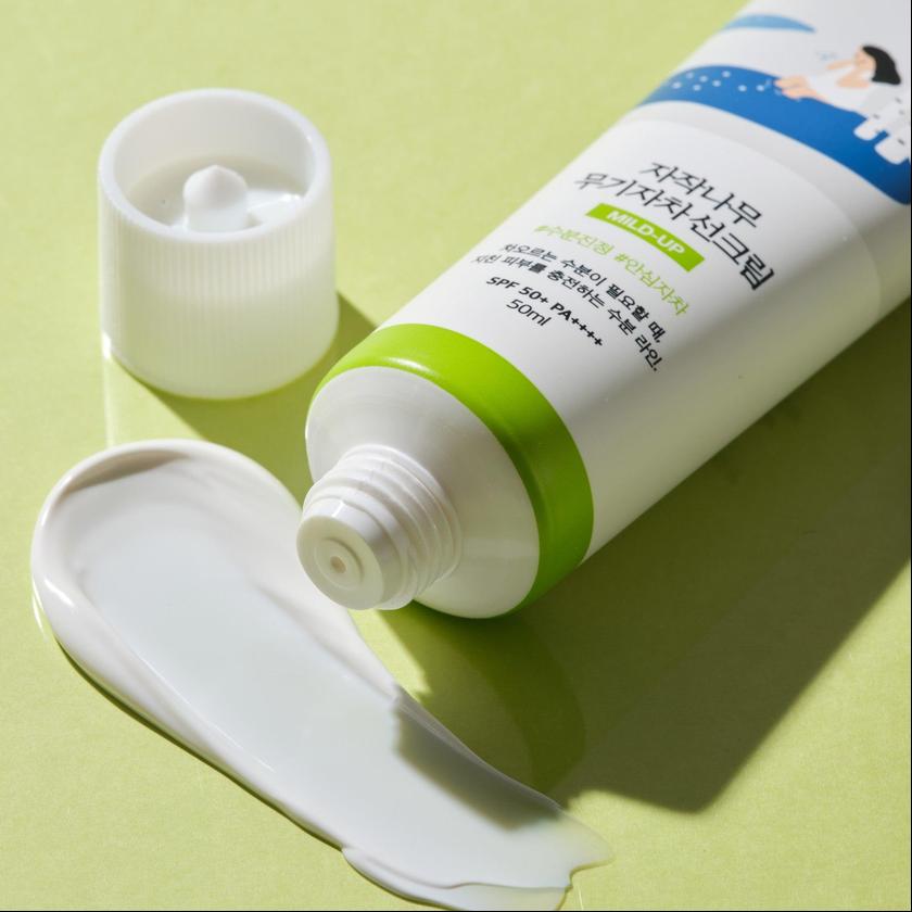 Round Lab Birch Moisturizing Mild-Up Sunscreen SPF 50+, PA++++ New Arrival